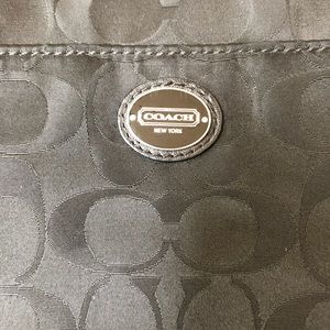 Laptop sleeve